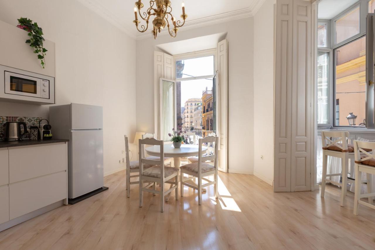 Luminoso Apartamento De Dos Habitaciones Con Vistas A Las Catedral Málaga Eksteriør bilde